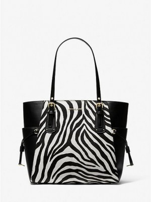 τσάντεσ tote γυναικεια Michael Kors Voyager Small Zebra Printed Calf Hair μαυρα | 342605-DXC