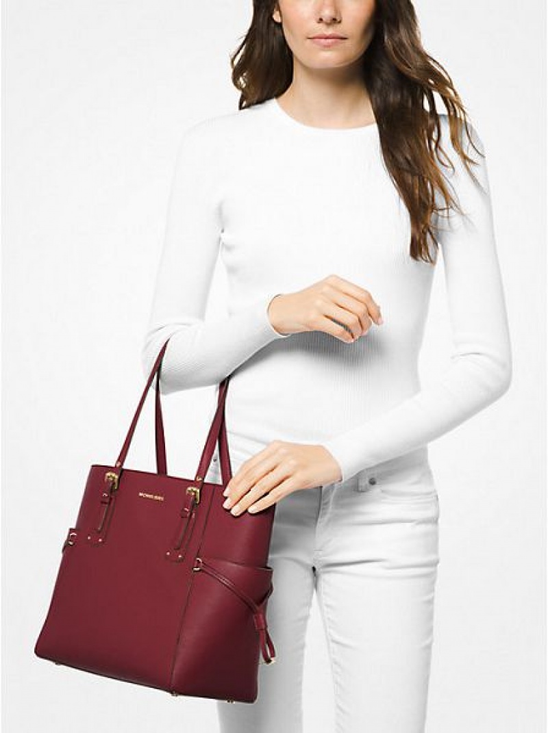 τσάντεσ tote γυναικεια Michael Kors Voyager Small Crossgrain δερματινα μπορντο | 368957-NJP