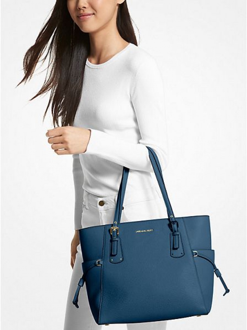 τσάντεσ tote γυναικεια Michael Kors Voyager Small Pebbled δερματινα μπλε | 549213-XAL